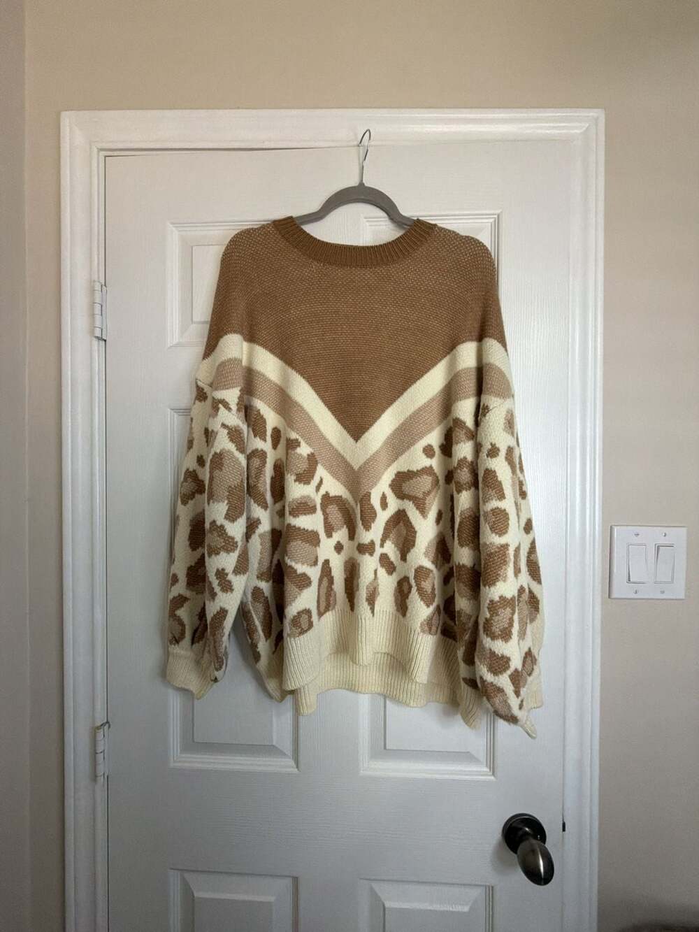 Jodifl Leopard Print and Chevron Color Block Sweater Size Small